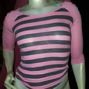 Womens 3/4 sleeve slashed & weaved shirt